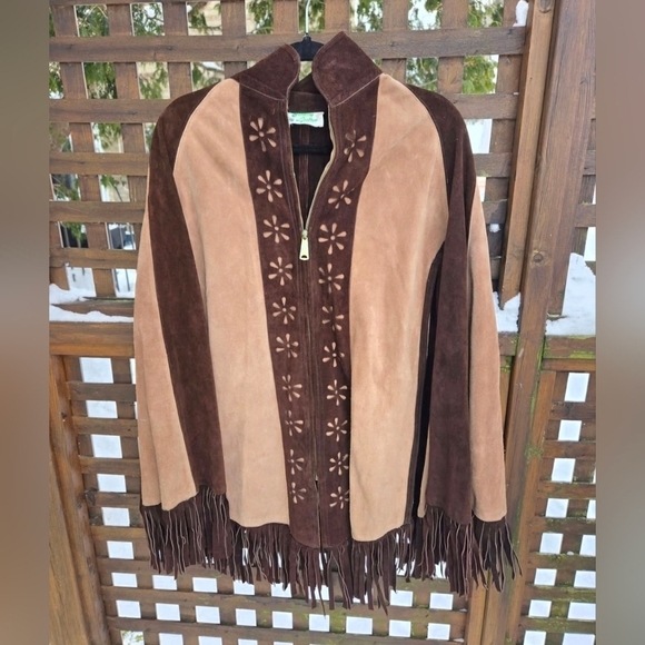 Vintage Jackets & Blazers - Vintage Suede Cape